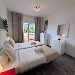 Sun & Pool Retreat Complex Апартаменти *