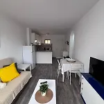 Sun & Pool Retreat Complex Адехе