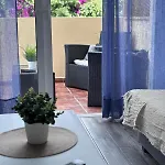 Апартаменти Sun & Pool Retreat Complex