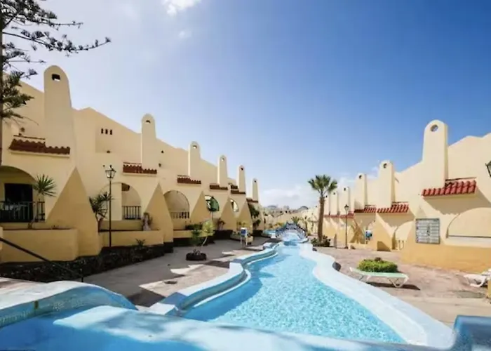 Sun & Pool Retreat Complex Апартаменти