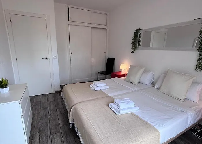 Sun & Pool Retreat Complex Адехе