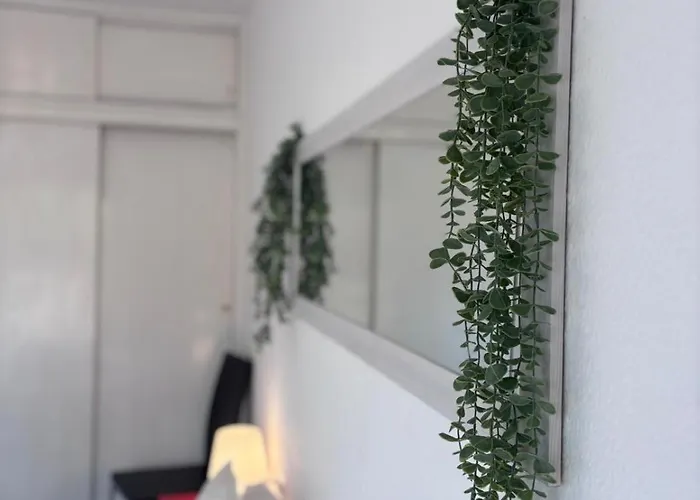 Sun & Pool Retreat Complex