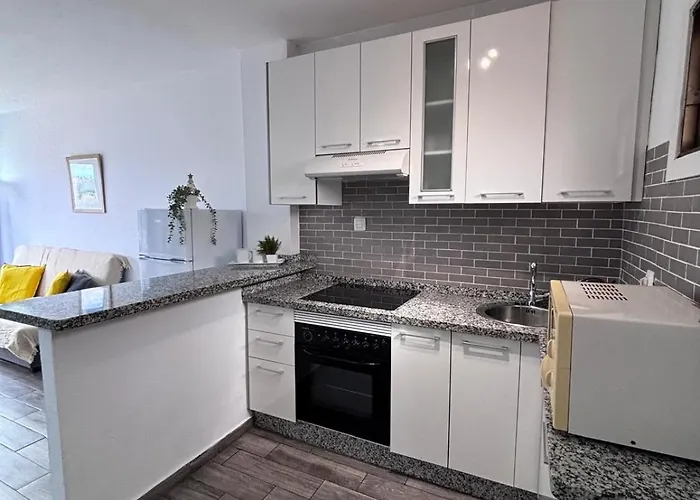 Апартаменти Sun & Pool Retreat Complex *