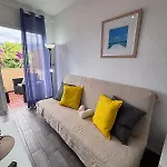 Sun & Pool Retreat Complex アデヘ