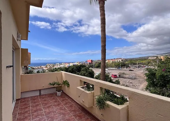 Sun & Pool Retreat Complex