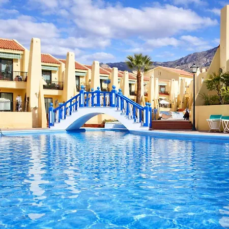 Sun & Pool Retreat Complex Costa Adeje (Tenerife)